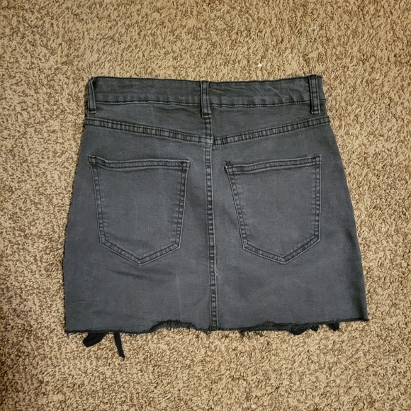 🟣Black Jean skirt - Picture 4 of 4